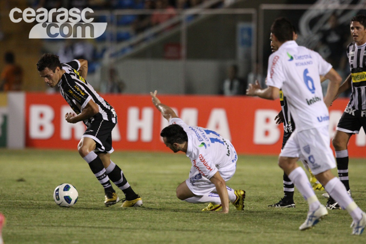 [03-08] Ceará 0 x 3 Avaí - 8
