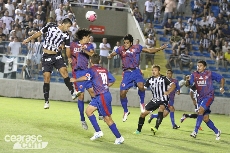 [01-02] Ceará 5 x 1 Tiradentes - 1