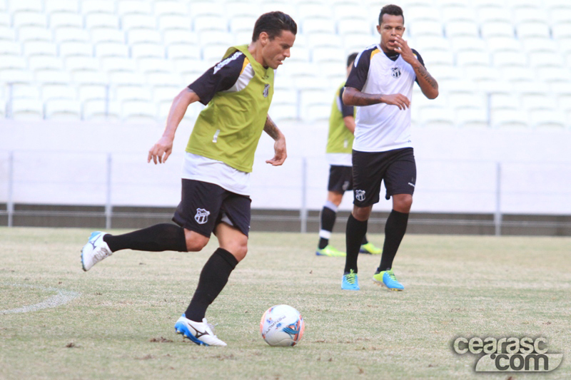 [07-03] Treino coletivo - Castelão - 4