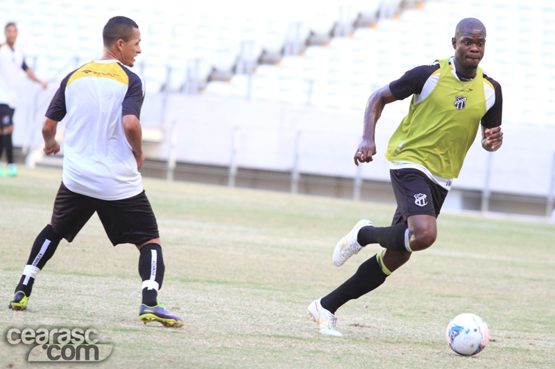 [07-03] Treino coletivo - Castelão - 5