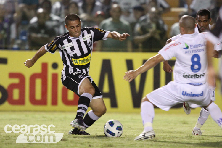 [03-08] Ceará 0 x 3 Avaí - 10