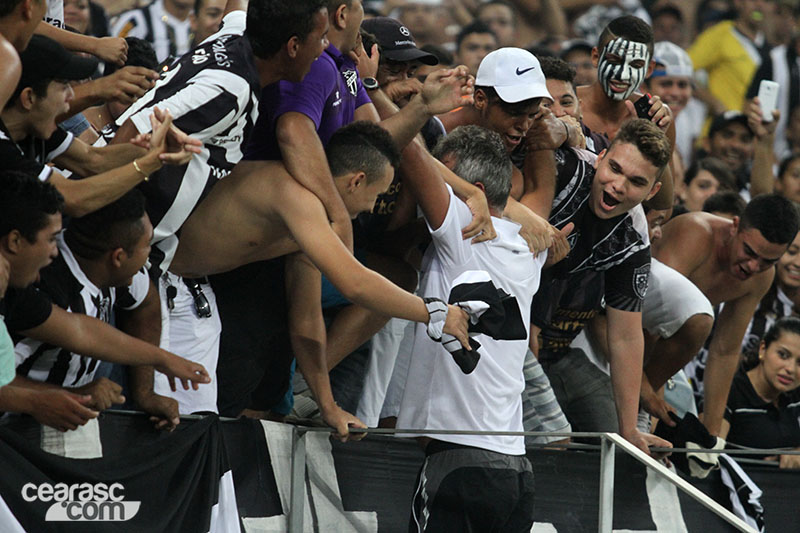 [28-11] Ceará 1 x 0 Macaé - Torcida - 60
