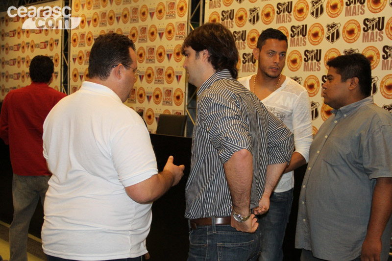 [05-04] Movimento por um futebol melhor - Entrevista coletiva - 15