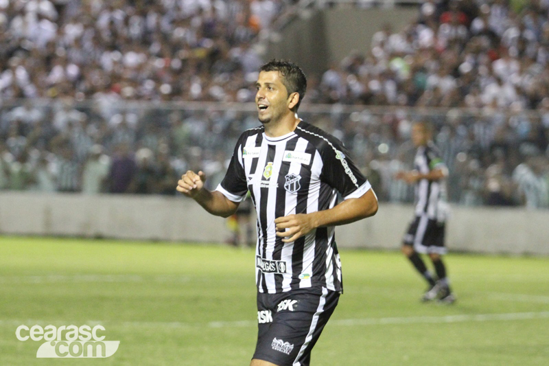 [01-02] Ceará 5 x 1 Tiradentes - 14