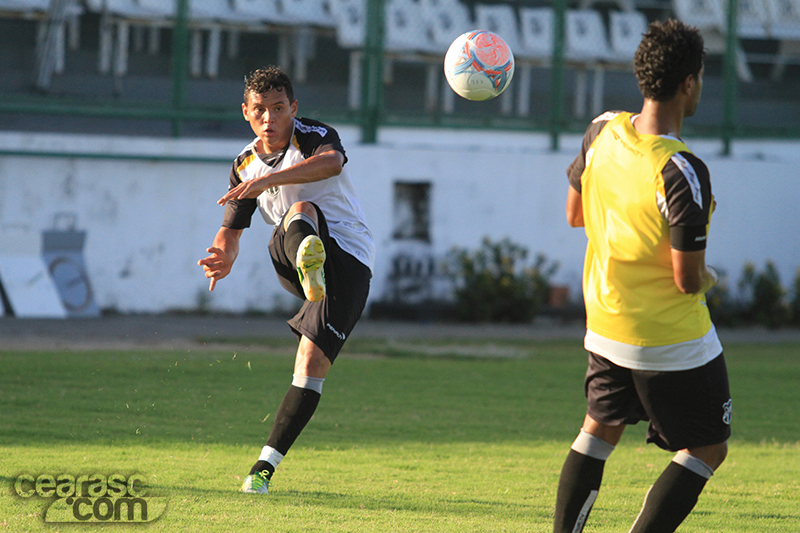 [22-08] Reapresentação + Treino Coletivo - 12