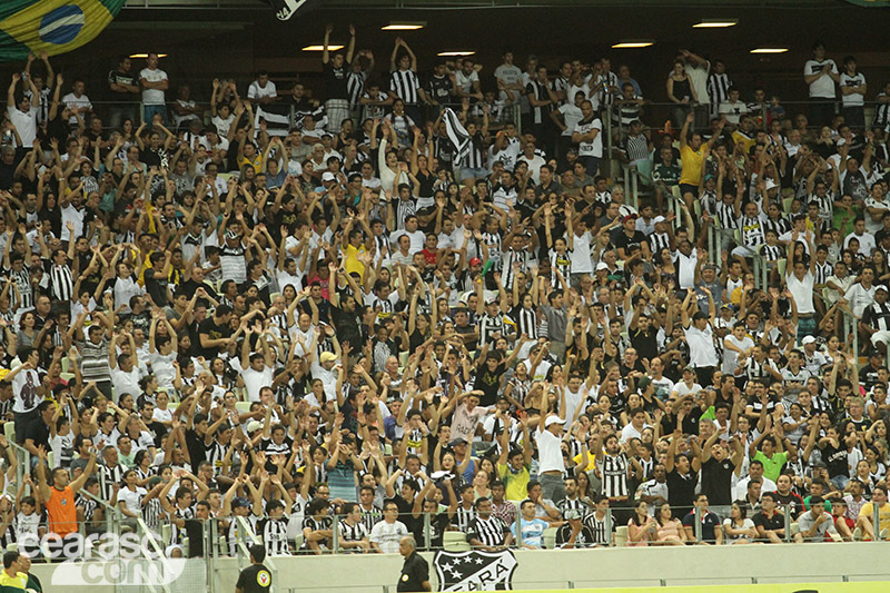 [13-08] Ceará 3 x 1  Internacional - TORCIDA - 6