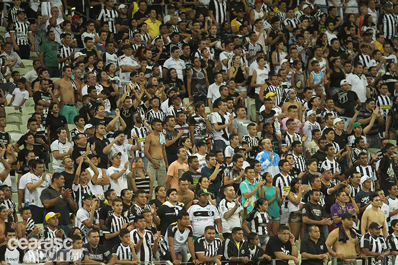 [13-08] Ceará 3 x 1  Internacional - TORCIDA - 8