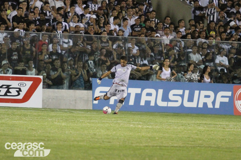 [01-02] Ceará 5 x 1 Tiradentes - 19