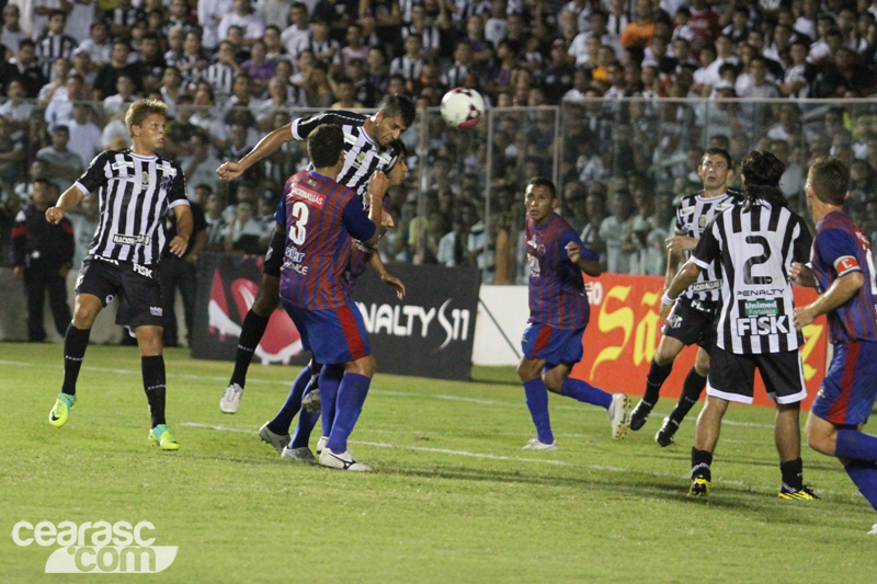 [01-02] Ceará 5 x 1 Tiradentes - 23