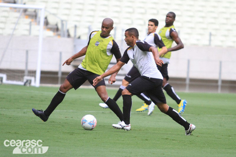 [28-11] Treino tático - Arena Castelão - 14