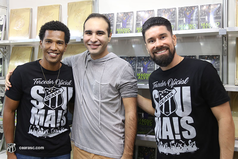 [18-04-2017] XII Bienal Internacional do Livro Part. 1 - 21