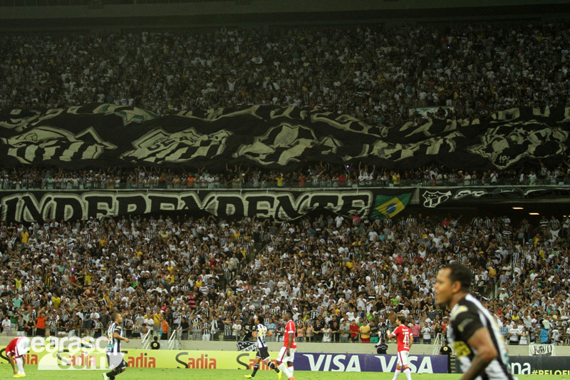 [13-08] Ceará 3 x 1 Internacional - 36