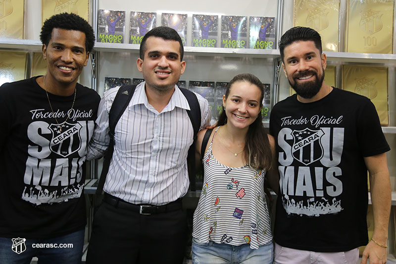 [18-04-2017] XII Bienal Internacional do Livro Part. 2 - 13