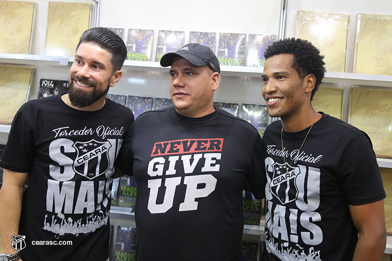 [18-04-2017] XII Bienal Internacional do Livro Part. 2 - 31