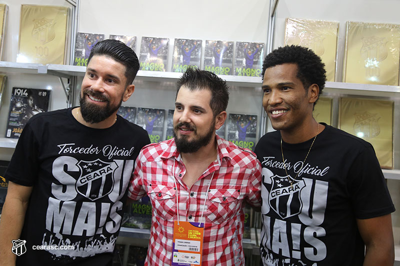 [18-04-2017] XII Bienal Internacional do Livro Part. 2 - 32