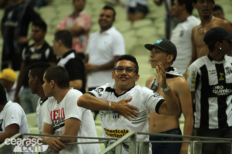 [13-08] Ceará 3 x 1  Internacional - TORCIDA - 27