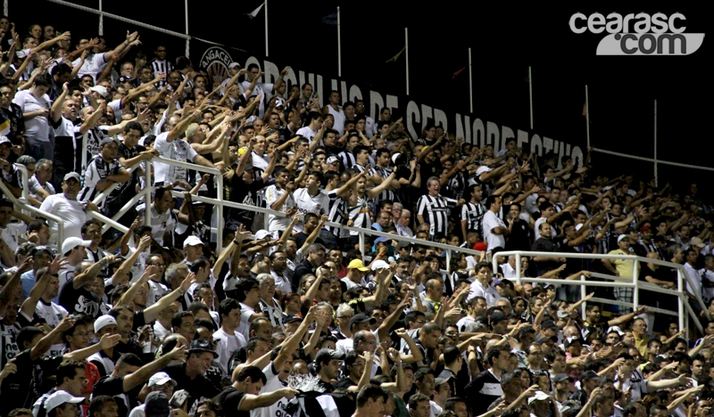 [11-04] Ceará 2 x 2 Paraná - TORCIDA - 4