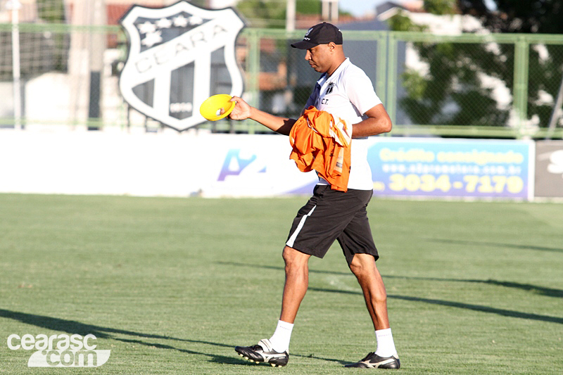 [06-07] Treino tático + finalização - 10