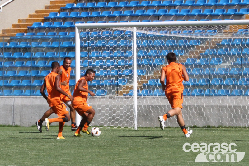 [07-10] 140 contra 11 - 12