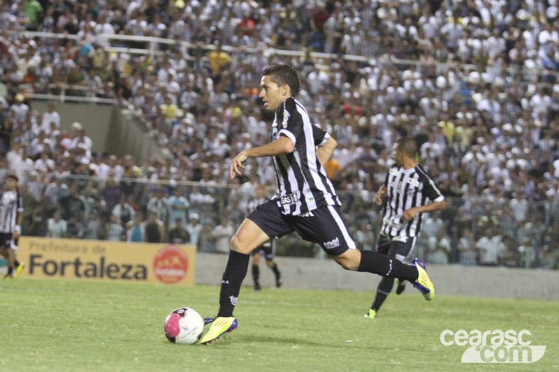[01-02] Ceará 5 x 1 Tiradentes2 - 13