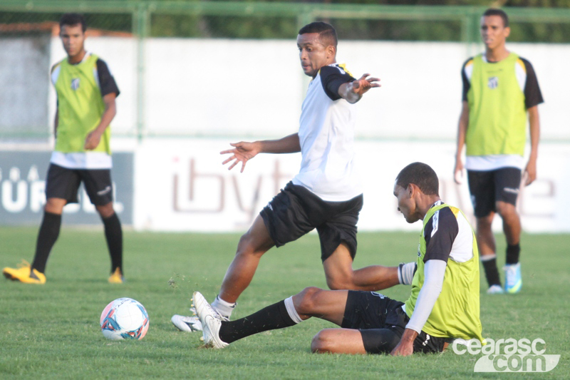 [06-06] Reapresentação + treino físico e técnico - 6