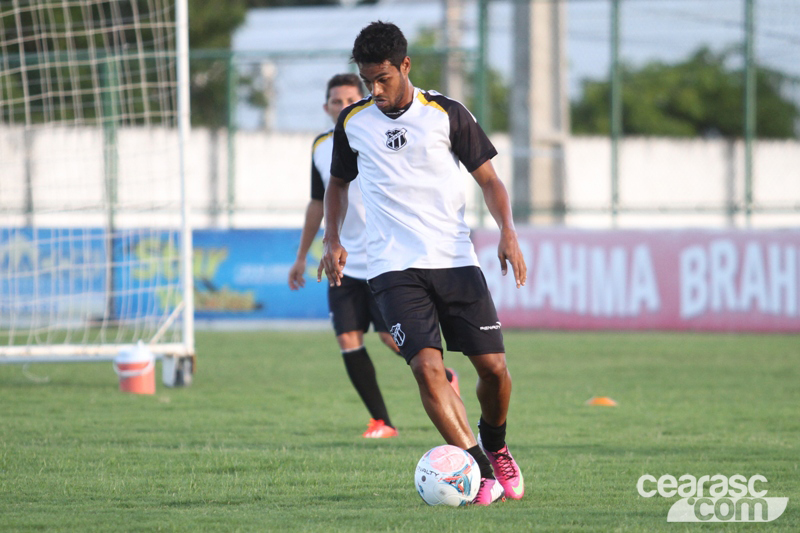 [06-06] Reapresentação + treino físico e técnico - 8