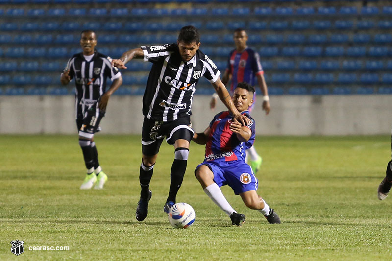 [22-08-2017] Ceará 2 x 0 Tiradentes - Fares Lopes  - 2