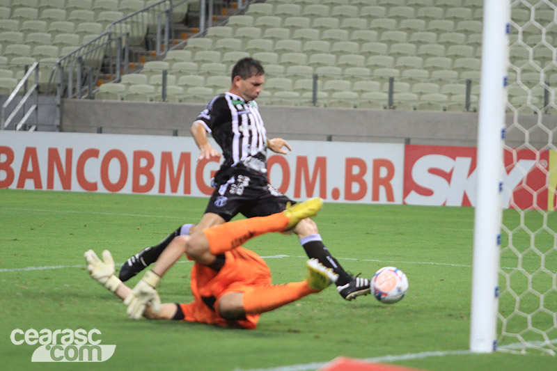 [08-10] Ceará 5 x 3 Bragantino - 02 - 25