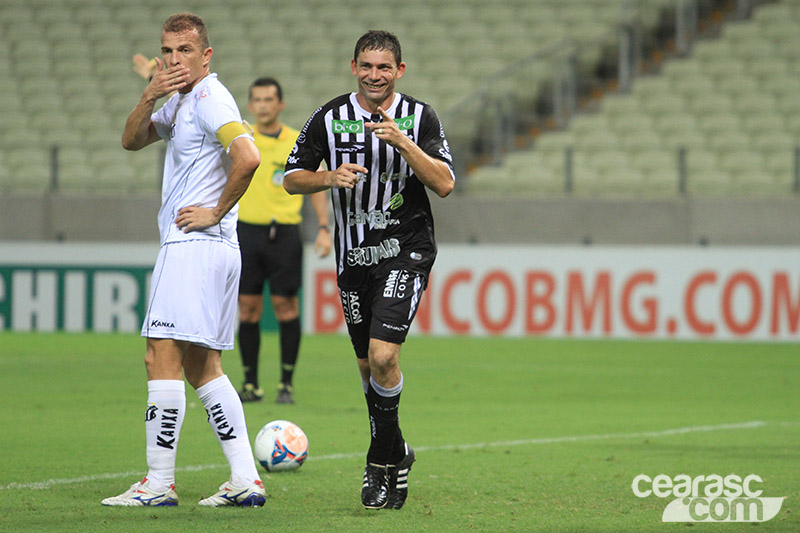 [08-10] Ceará 5 x 3 Bragantino - 02 - 26