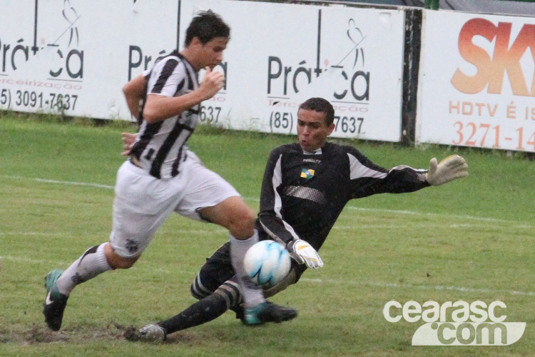 Atacante Epitácio - 14