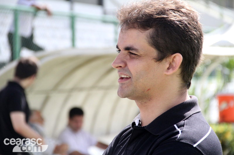 [20-07] Mesatenista Thiago Monteiro visita a sede do Vozão - 6