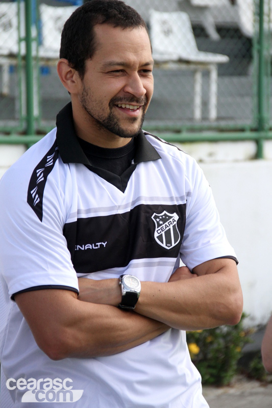 [20-07] Mesatenista Thiago Monteiro visita a sede do Vozão - 7