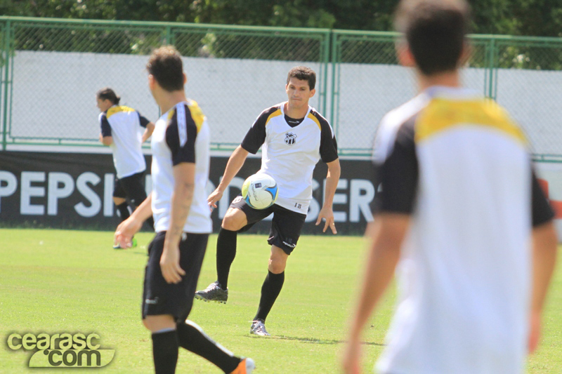 [28-01] Treino tático + rachão - 1