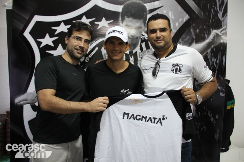 [22-04] Autógrafos com Magnata - Sou Mais Sede  - 26