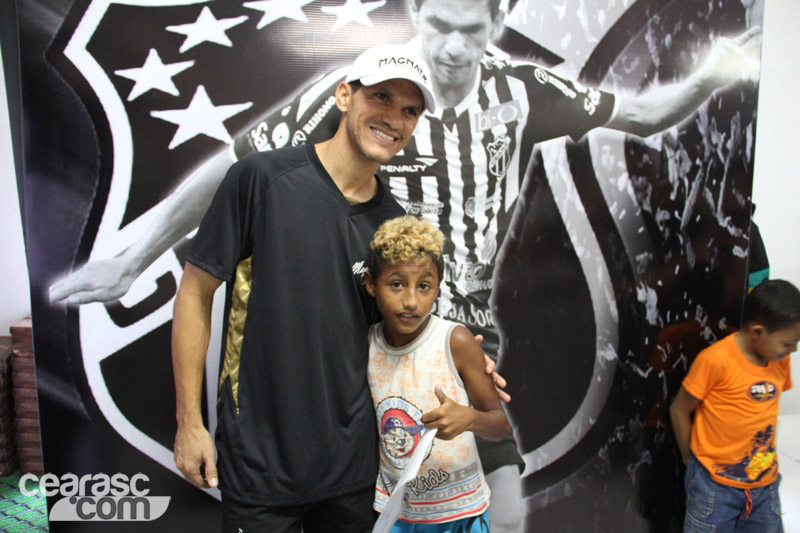 [22-04] Autógrafos com Magnata - Sou Mais Sede  - 32