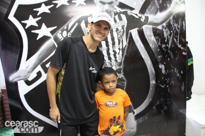 [22-04] Autógrafos com Magnata - Sou Mais Sede  - 33