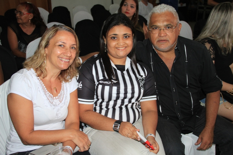 [30-01] Lançamento dos novos uniformes alvinegros com Nicole Bahls - 01 - 12