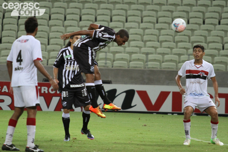 [07-04] Ferroviário 0 X 2 Ceará - 02 - 16
