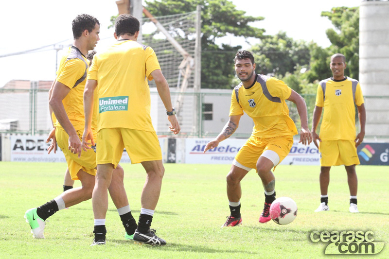 [08-01] Treino tático e finalizações - 6