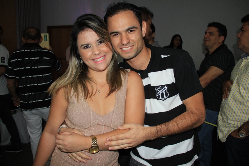 [30-01] Lançamento dos novos uniformes alvinegros com Nicole Bahls - 01 - 32