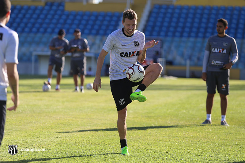 [23-08-2017] Treino Coletivo - Campo reduzido - 25