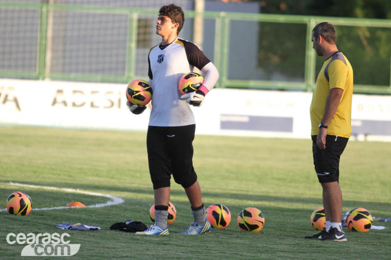 [08-04] Reapresentação + Treino técnico - 12