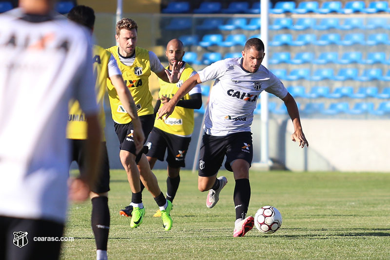 [23-08-2017] Treino Coletivo - Campo reduzido - 36