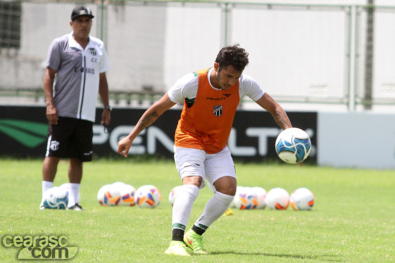 [16-03] Reapresentação + treino técnico - 14