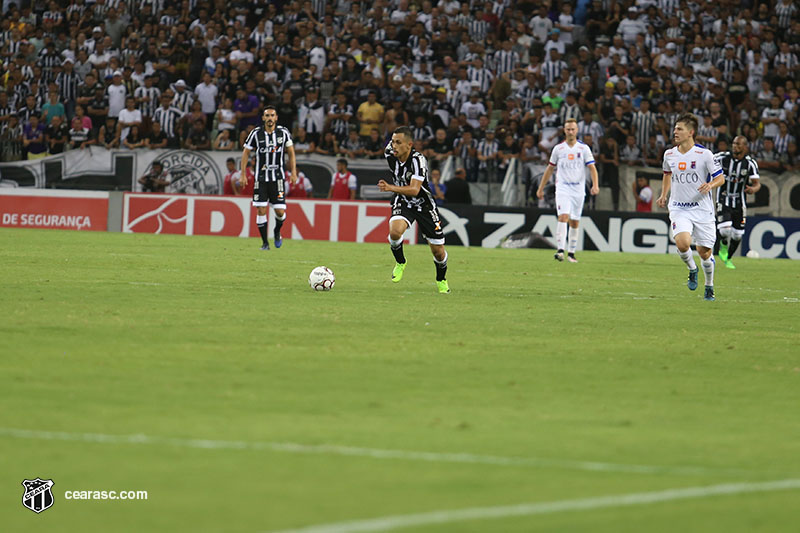 [17-10-2017] Ceara 1 x 0 Parana - 57