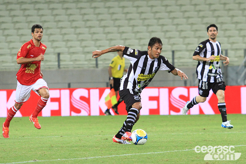 [12-03] Ceará 4 x 0 América-RN - 03 - 15