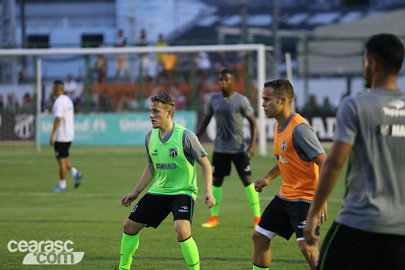 [02-01-2017] Apresentação Oficial  - 25