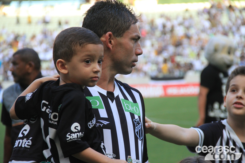 [12-10] Ceará 1 x 1 Paraná - Dia das Crianças - 17