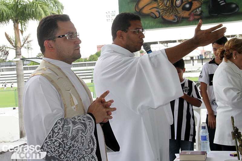[02-06] Missa pelos 101 anos do Vozão - 17