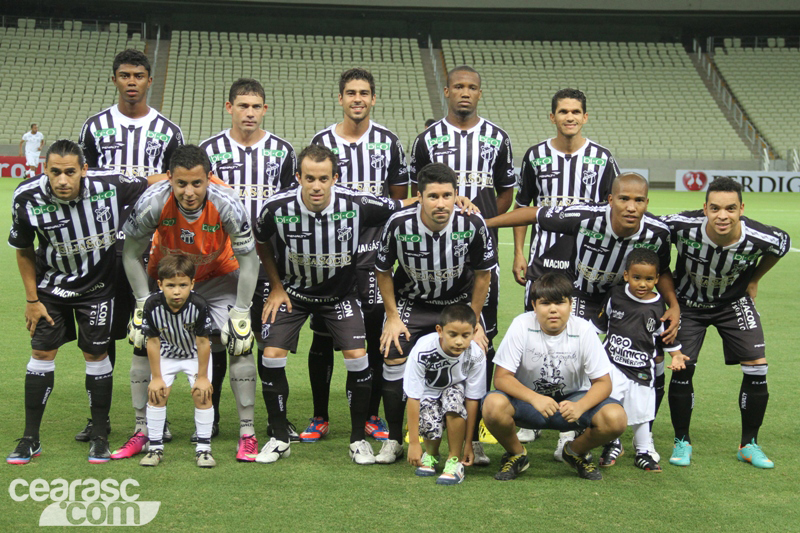 [10-04] Ceará 4 X 3 Ceilândia - 01 - 2